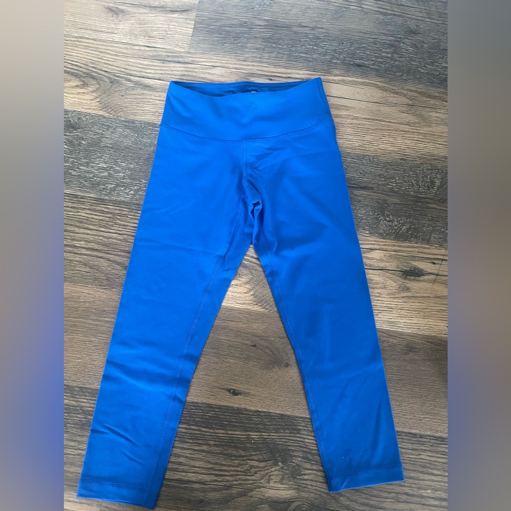 Women’s athletic leggings